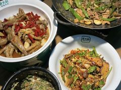 -费大厨辣椒炒肉(新城吾悦广场店)
