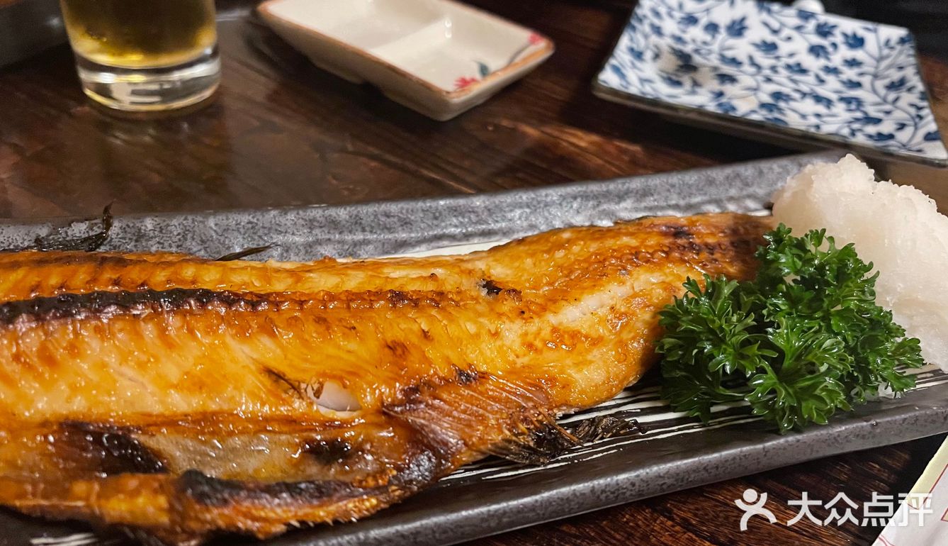 酒肴一瓢”一家贝类专门店
