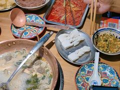 -洱火云南酸菜牛肉火锅(石景山当代商城店)