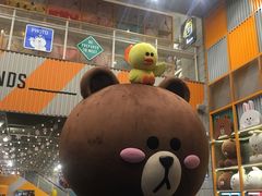 -line friends(明洞旗舰店)