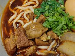 红烧牛腩面-醉牛腩·面小馆