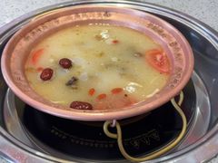 -阿婆情腊排骨火锅(金虹路店)