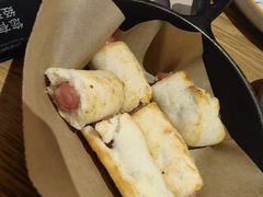 -必胜客(百联又一城店)