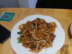 干炒牛河-成记海鲜粥(意大利风情街店)