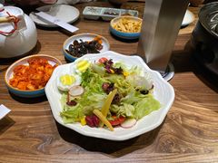 -明洞阿姨·韩式酱蟹烤肉·创意料理(三元桥店)