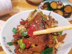-富正毅三下锅·湘西韵味(天门山索道店)