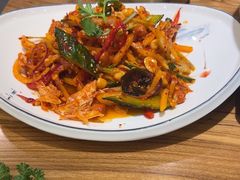 -青瓦餐厅·生鱼片·韩园烤肉(西塔店)