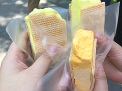 -詹爷爷乌节路街头冰淇淋