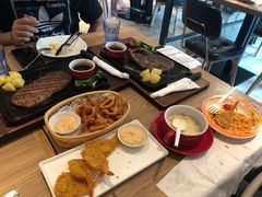 -必胜客(欧亚卖场店)