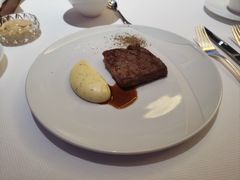 -AZUR聚(香格里拉饭店)