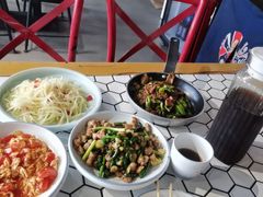 -有家川菜(宝山万达店)