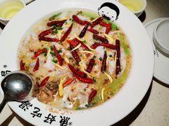 -江渔儿酸菜鱼(城光荟店)