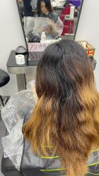 -诗悦发型SALON·圣罗兰店