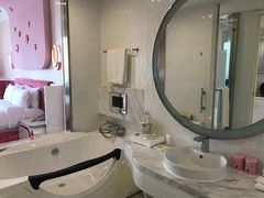 -广州花之恋城堡酒店