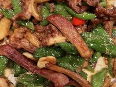 牛板肠炒尖椒-鸽子窝(宋庄店)