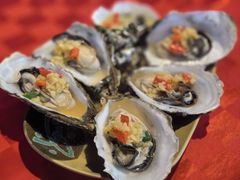蒜蓉蒸生蚝-先鲜鲫鱼粥