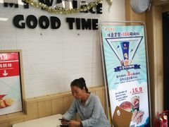 -华莱士·全鸡汉堡(财经学院店)