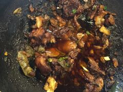 -鱼窝棚柴火铁锅炖(富山屯店)