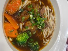 -康师傅私房牛肉面(马泉营奥莱店)