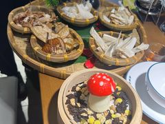 -菌彩云南野生菌火锅(万达广场店)