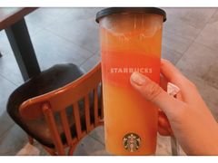 橙柚派对-星巴克(北京三里屯SOHO一店)