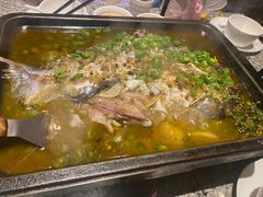 -里岛烤鱼(东港凯虹广场店)