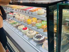 面包甜点陈列柜-布歌东京(合生汇店)