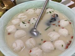罗阳特色自制鱼丸鱼头汤-罗阳人家私房菜(罗阳路店)
