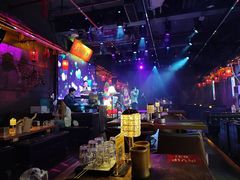 -喜鹊音乐酒馆(西街店)