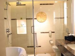 -青岛海尔洲际酒店