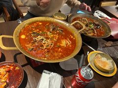 -张翻越·川渝冒菜·武汉黑鸭煲(城北万象城店)