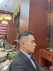 -尼特斯男士发型馆