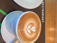 -Chom Cafe and Restaurant