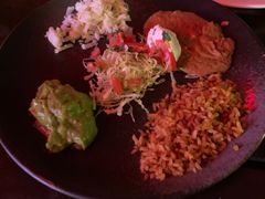 -Pistolera Mexican Cantina女枪手墨西哥餐厅(碧云路店)