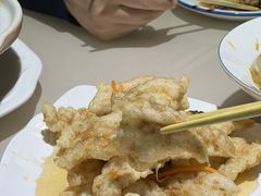 -老码头黑皮肘子锅包肉(赣水路店)