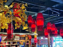 -老滇山寨•云南特色菜•地方菜•民族风情歌舞表演(金碧店)