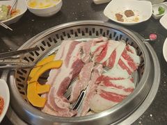 -木槿花韩式炭烤·熟成肉工坊(孙文东路店)