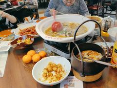 -川流不息·地道川菜·小龙虾(松东路店)