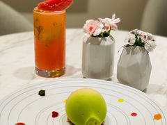 灯影花前的少女饮品-théATRE 茶聚场(王府中環店)