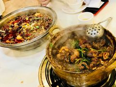 -渝君重庆火锅(嘉宾路店)