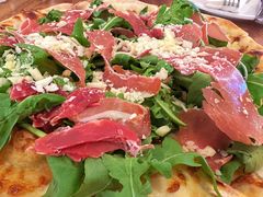 -城市大道红炉披萨烘焙坊