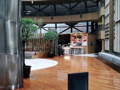 -上海滴水湖皇冠假日酒店