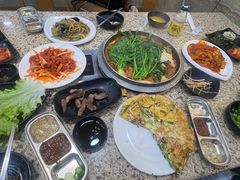 -真利味·脊骨火锅·正宗韩国料理(韩乐坊店)