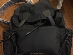 -BURBERRY(上海港汇恒隆广场店)