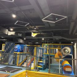-反弹蹦床公园·亲子乐园·团建·派对(青岛融创茂店)