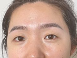 -一个差评成就的纹眉店