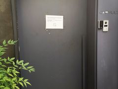 -胶囊画廊