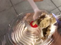 迷你栗子杯-红宝石·鲜奶小方·海派西点房(南翔店)