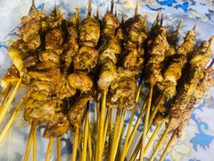 -劳动公园新疆人烤腰子