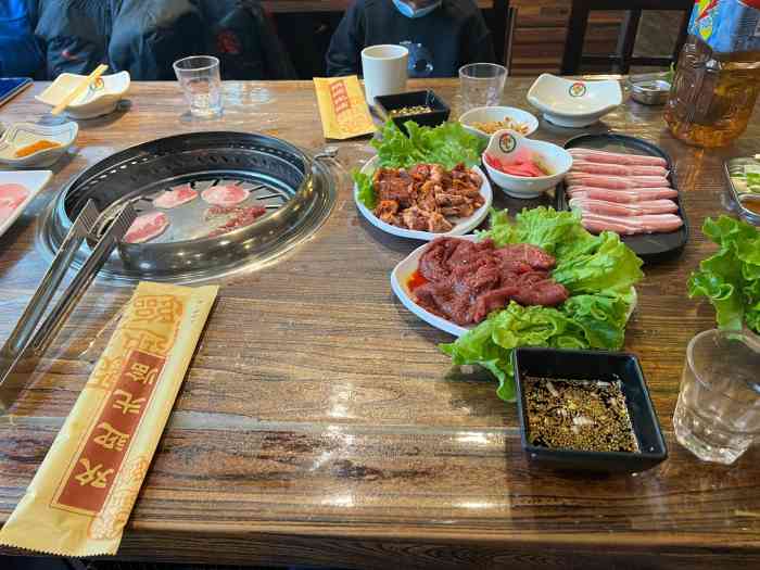 和平门三千里烤肉城(洋桥店)-"在家憋了好久,终于出来吃了顿烤肉.